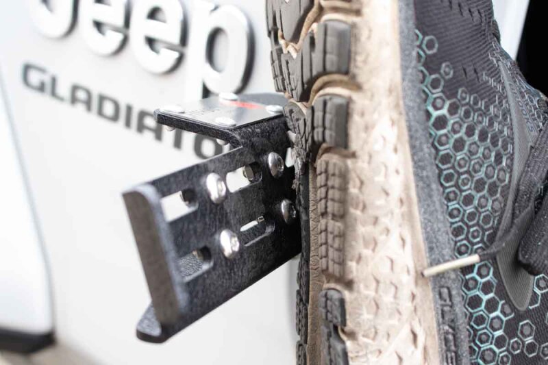 Jeep Wrangler Unlimited JLU Foot Pegs - Fishbone Offroad - Textured Powder Coat - Black - `18-`27